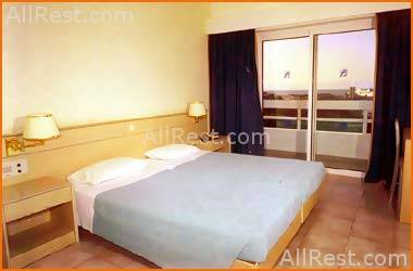 Athineon Hotel 4